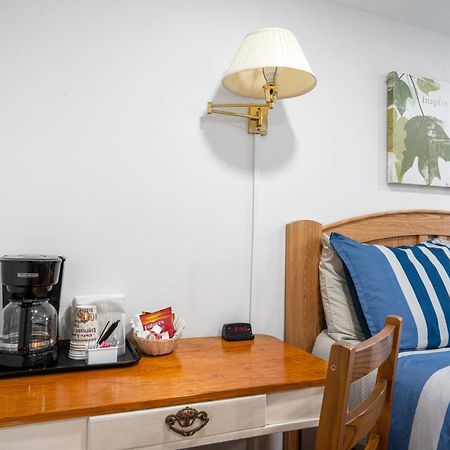 East Jordan South Arm Retreats 모텔 외부 사진